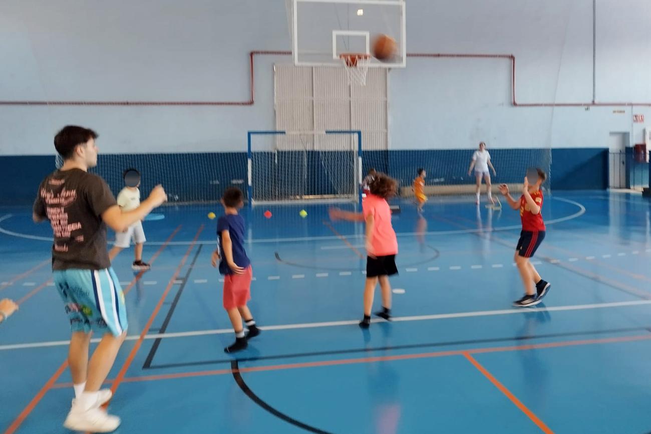 La Concejalía de Familia concluye las propuestas de inmersión al deporte y a la naturaleza