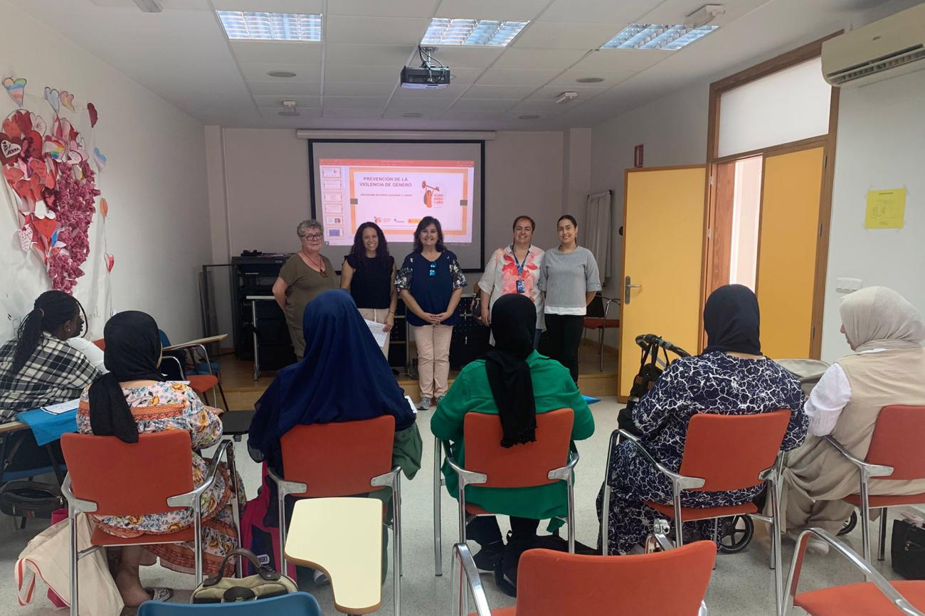 El CAVI y Columbares forman a mujeres migrantes en mediación comunitaria para la prevención de la violencia de género 