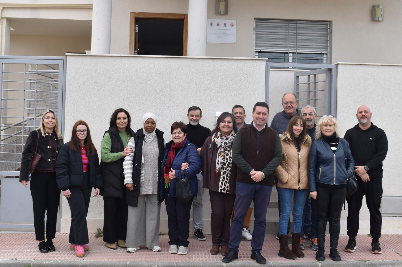 El alcalde Noguera visita el centro de AFES por el Día Internacional del Voluntariado