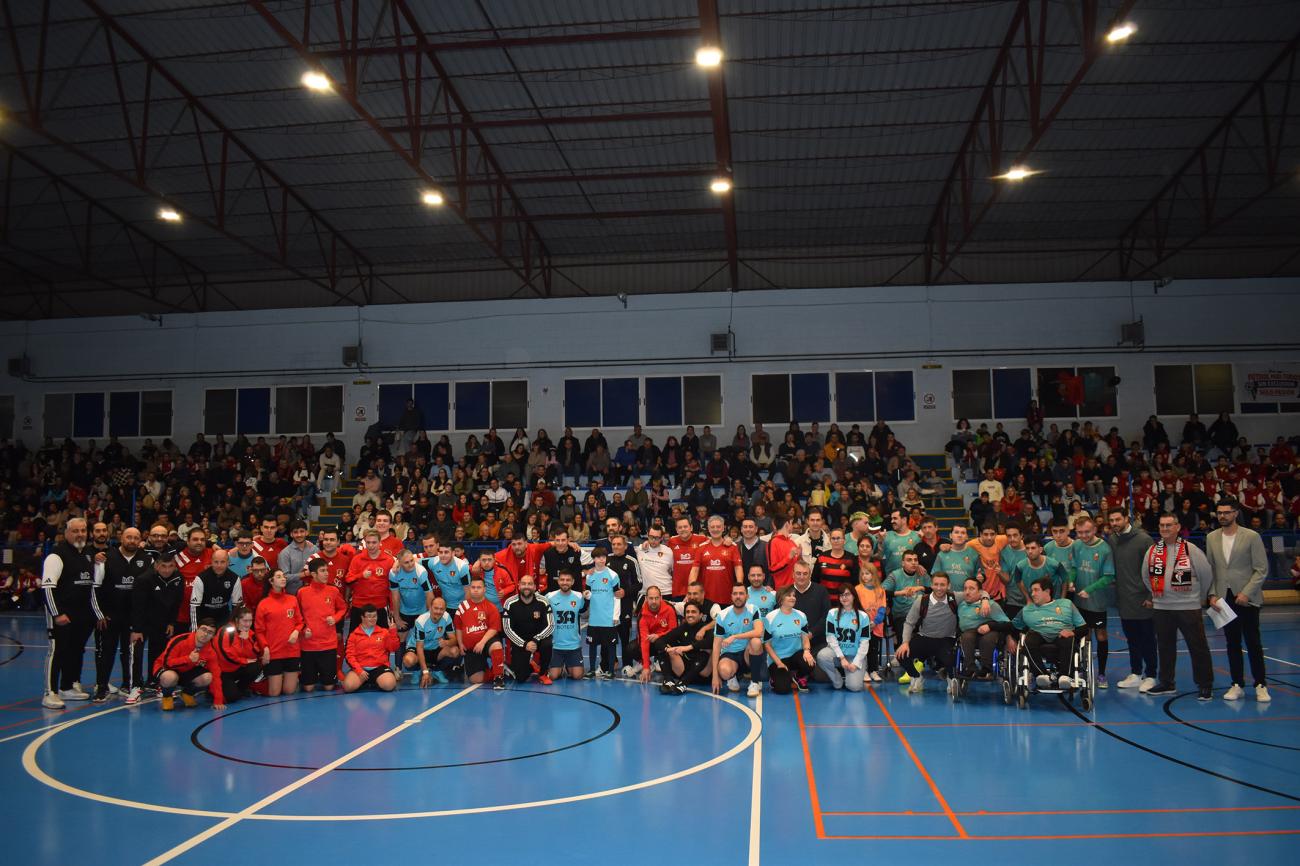 Éxito rotundo del III Evento Benéfico por la Inclusión, apadrinado por el periodista Tomás Roncero y el ex árbitro Rafa Guerrero 