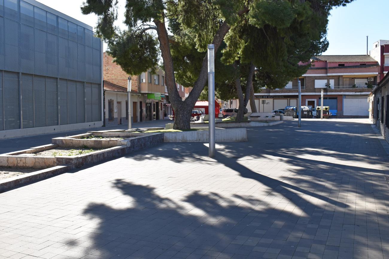 Aprobado con un presupuesto de licitación de 120.000 euros el proyecto de sombraje y mejora de la plaza Tirso de Molina 