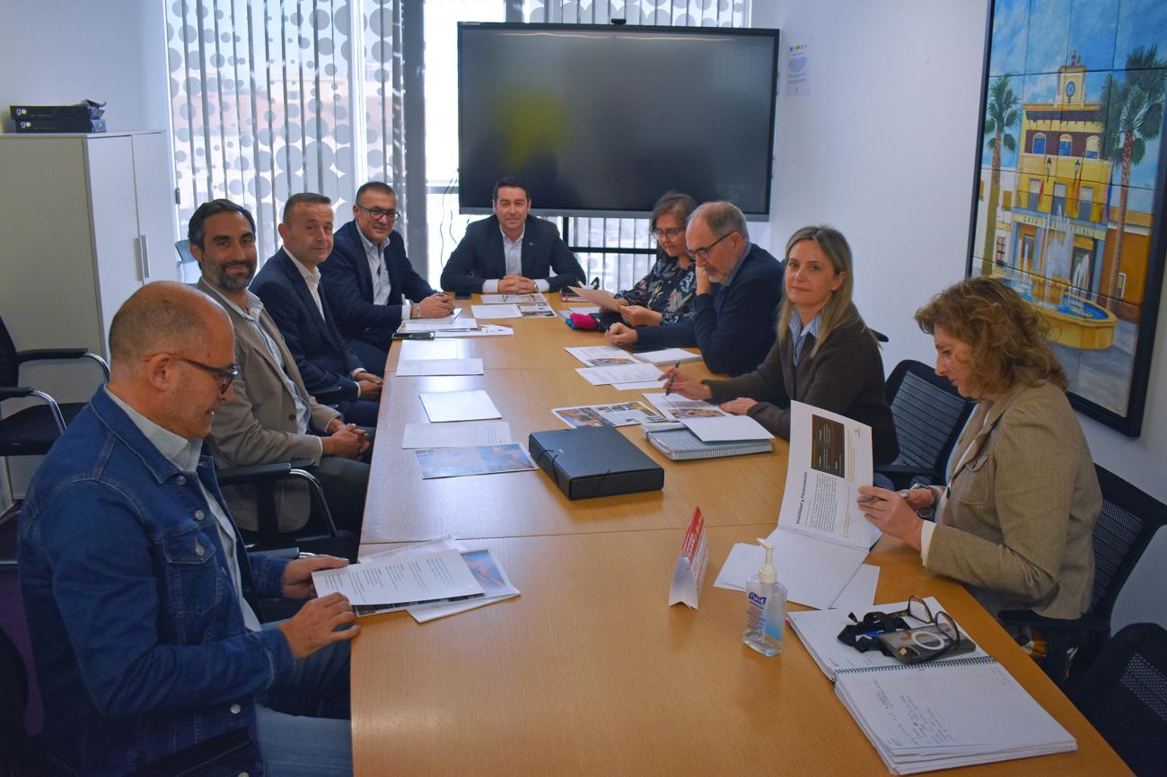 El alcalde Noguera impulsa de la mano de dos empresas locales una residencia de mayores con una inversión de 21 millones y 180 plazas 