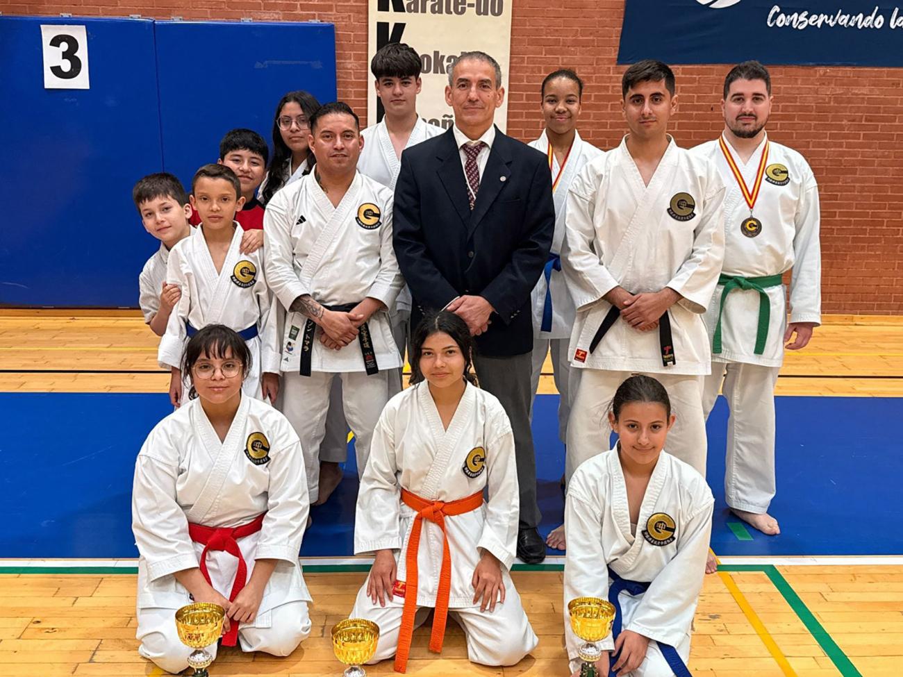 El club Caza Zen logra dos platas y un bronce en el Trofeo Nacional de Karate Goju Ryu OGKK 