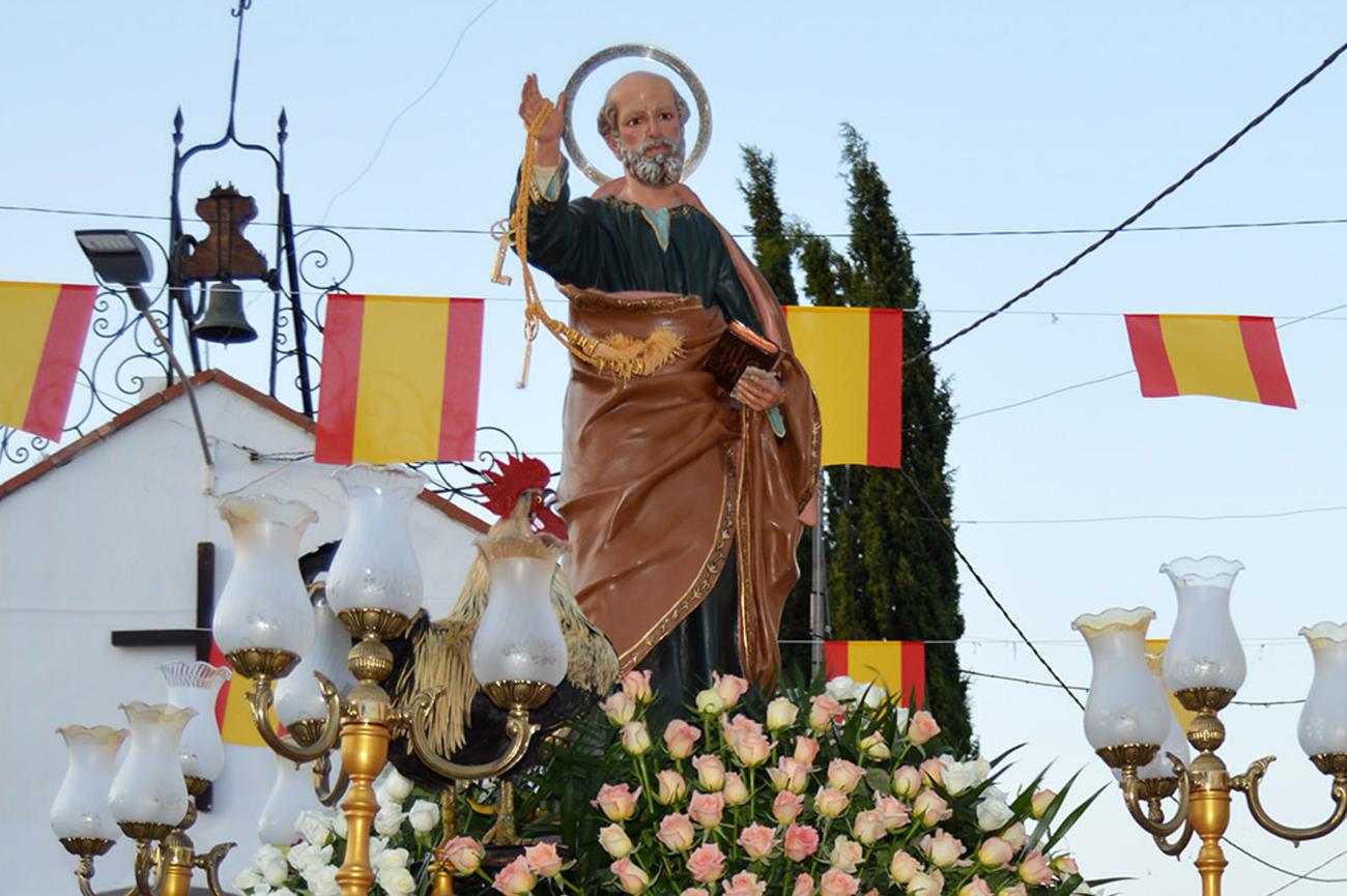 Las fiestas patronales de San Pedro llenarán un año más el barrio de tradición y convivencia 